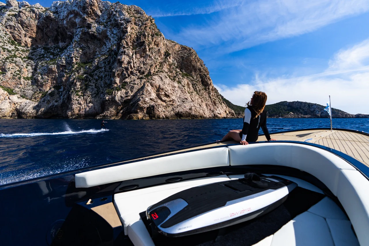 Awake RÄVIK Adventure thumbnail 6